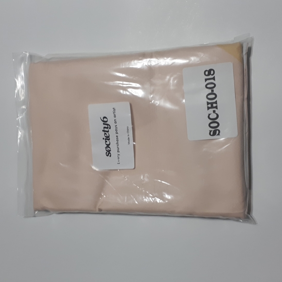 BNIB society6 Abstract waves neutral pastel tapestry - Picture 4 of 4